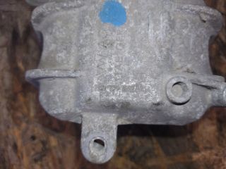 bontott VW JETTA Motor Tartó Bak (Fém)