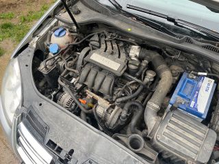 bontott VW JETTA Motor Tartó Bak Jobb
