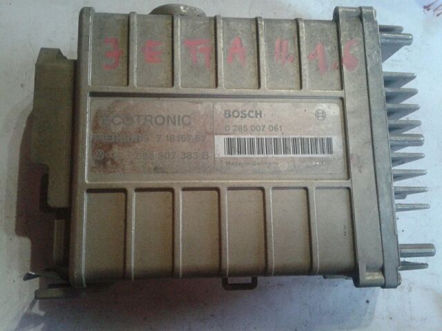 bontott VW JETTA Motorvezérlő