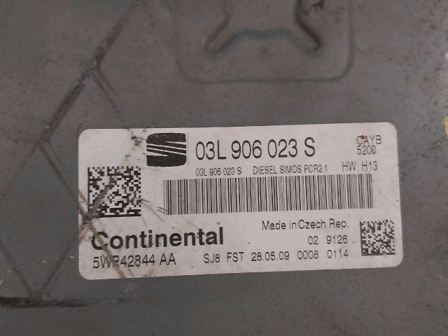 bontott VW JETTA Motorvezérlő