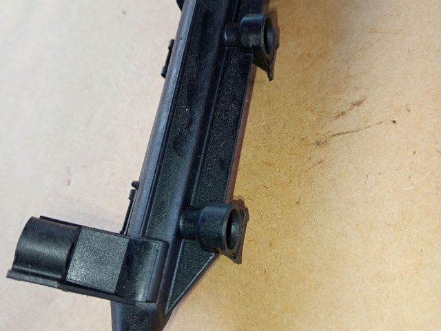 bontott VW JETTA Porlasztó Sor / Híd