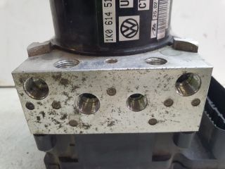 bontott VW JETTA ABS Kocka