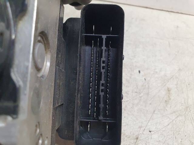 bontott VW JETTA ABS Kocka