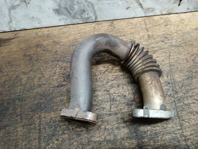 bontott VW JETTA EGR Hűtő Cső