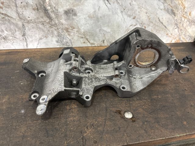 bontott VW JETTA Generátor Tartó Bak