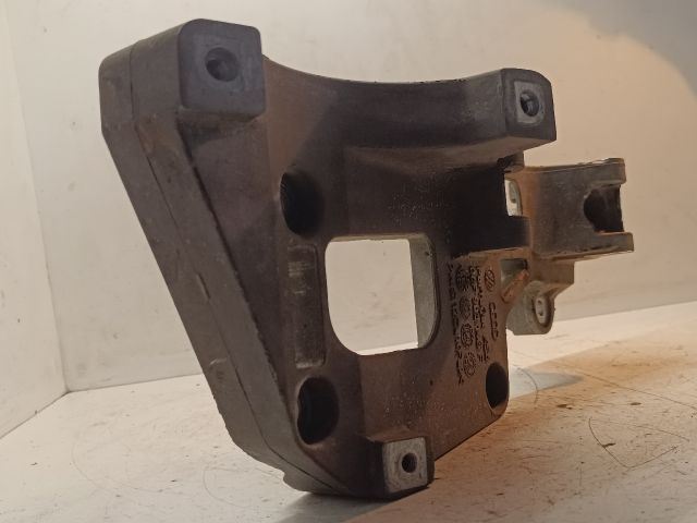 bontott VW JETTA Generátor Tartó Bak