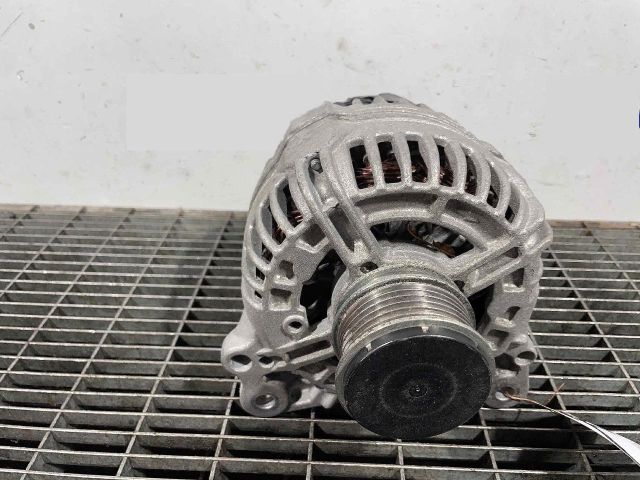 bontott VW JETTA Generátor