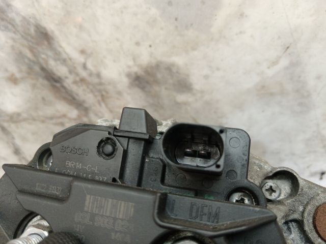 bontott VW JETTA Generátor