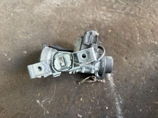 bontott VW JETTA Gyújtáskapcsoló Házzal