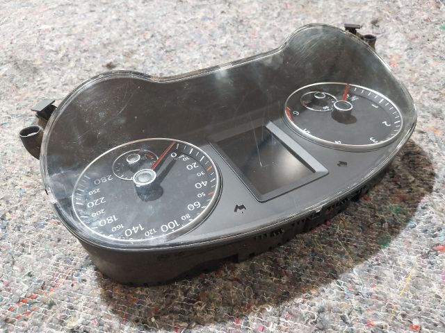 bontott VW JETTA Kilométeróra