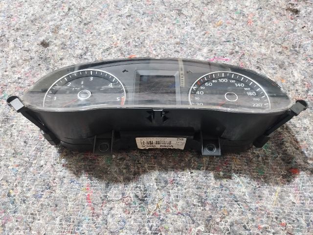 bontott VW JETTA Kilométeróra