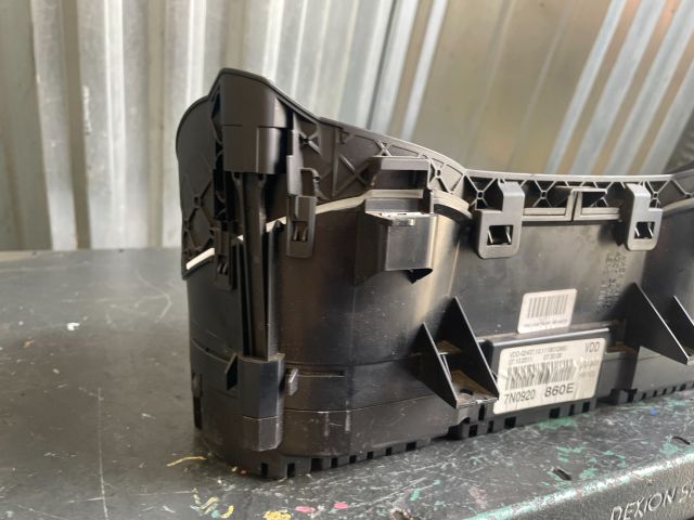 bontott VW JETTA Kilométeróra