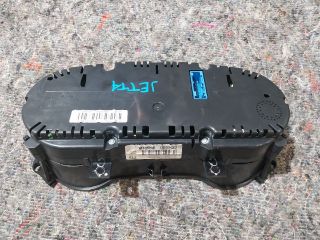 bontott VW JETTA Kilométeróra