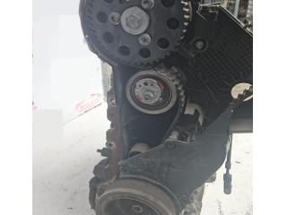 bontott VW JETTA Motor (Fűzött blokk hengerfejjel)