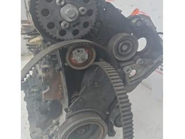 bontott VW JETTA Motor (Fűzött blokk hengerfejjel)