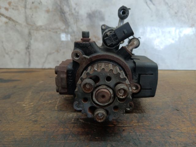 bontott VW JETTA Nagynyomású Szivattyú