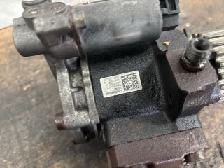 bontott VW JETTA Nagynyomású Szivattyú