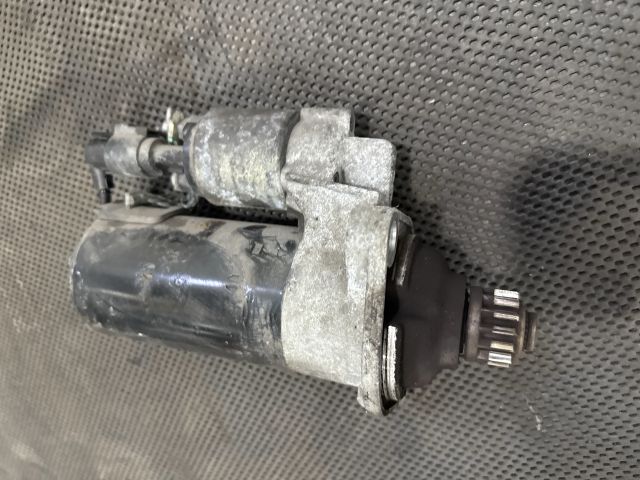 bontott VW JETTA Önindító