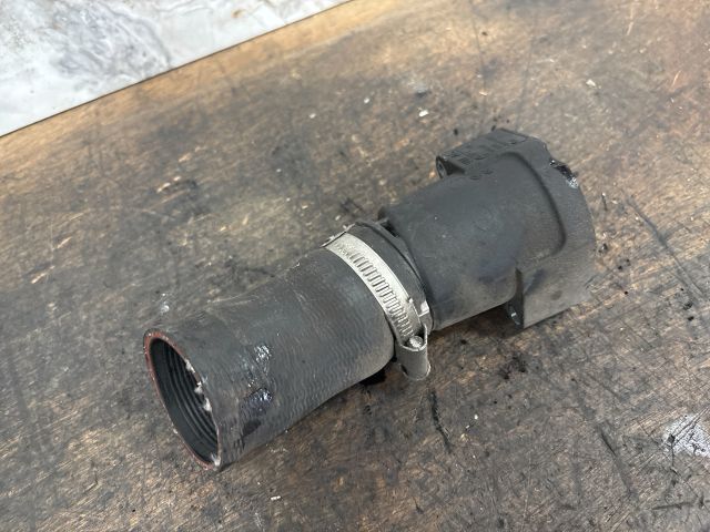 bontott VW JETTA Turbócső