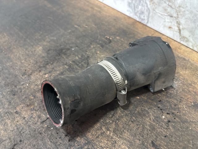 bontott VW JETTA Turbócső