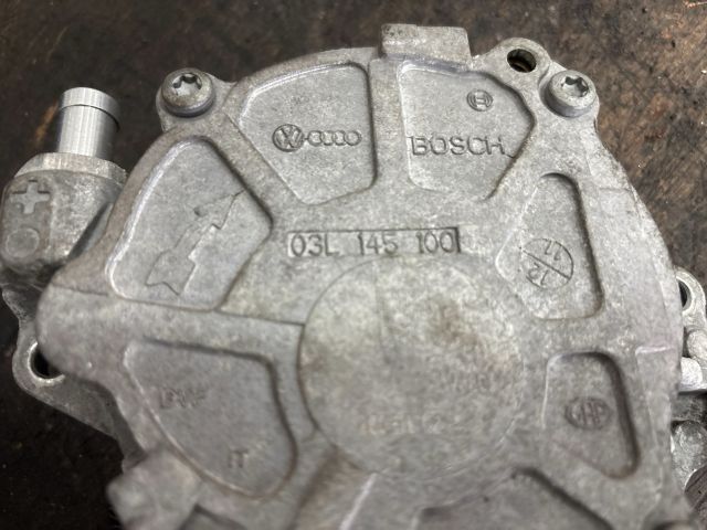 bontott VW JETTA Vákumpumpa