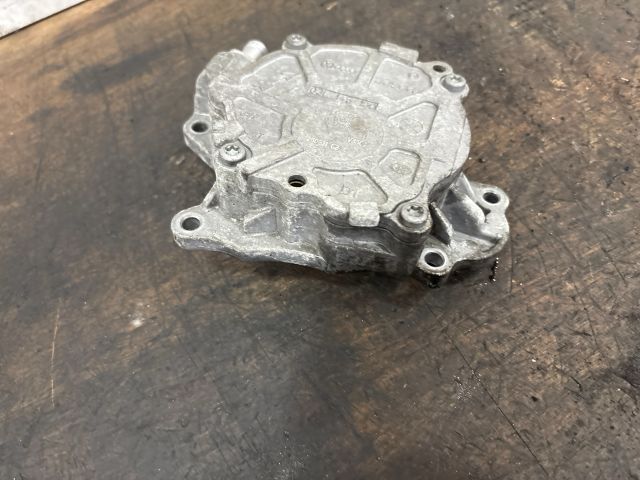 bontott VW JETTA Vákumpumpa