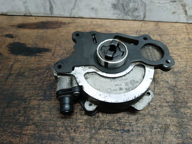 bontott VW JETTA Vákumpumpa