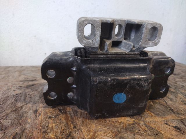 bontott VW JETTA Váltó Tartó Bak (Pozíciófüggetlen)