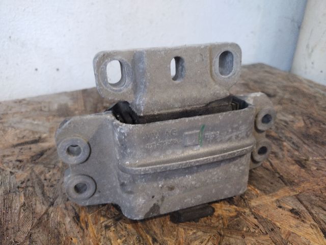 bontott VW JETTA Váltó Tartó Bak (Pozíciófüggetlen)