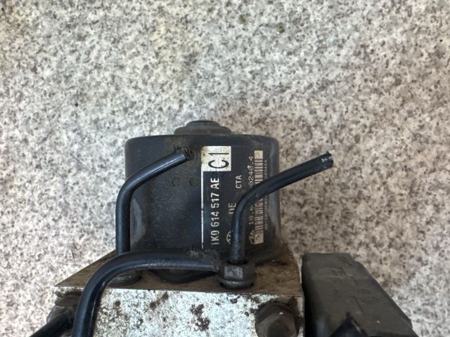 bontott VW JETTA ABS Kocka