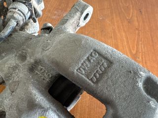 bontott VW JETTA Bal hátsó Féknyereg Munkahengerrel