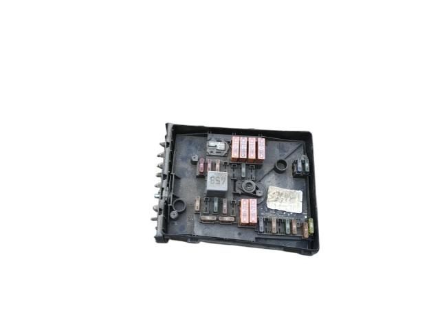 bontott VW JETTA Biztosítéktábla Motortér