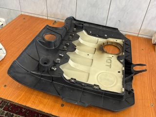 bontott VW JETTA Felső Motorburkolat