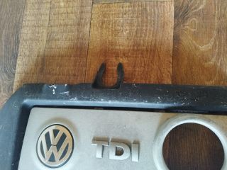 bontott VW JETTA Felső Motorburkolat