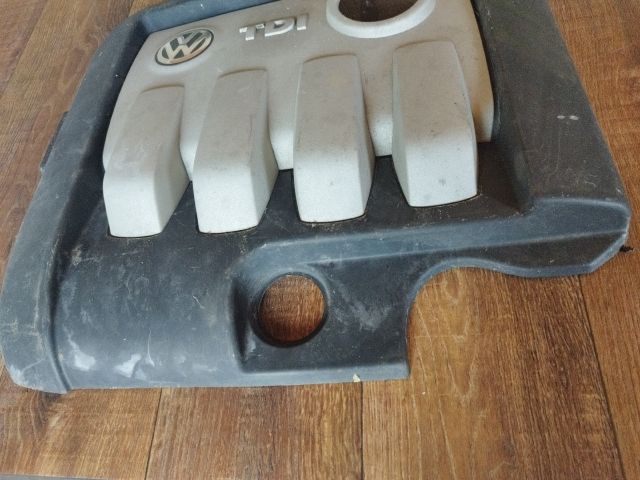 bontott VW JETTA Felső Motorburkolat