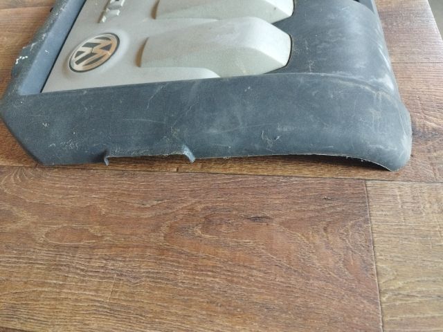 bontott VW JETTA Felső Motorburkolat