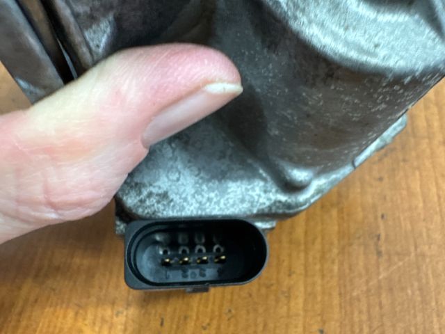 bontott VW JETTA Fojtószelep (Elektromos)