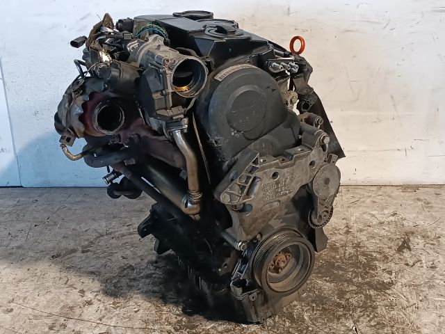 bontott VW JETTA Komplett Motor (Segédberendezésekkel)