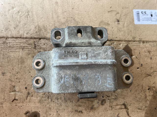 bontott VW JETTA Motor Tartó Bak Bal