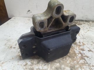 bontott VW JETTA Motor Tartó Bak (Fém)
