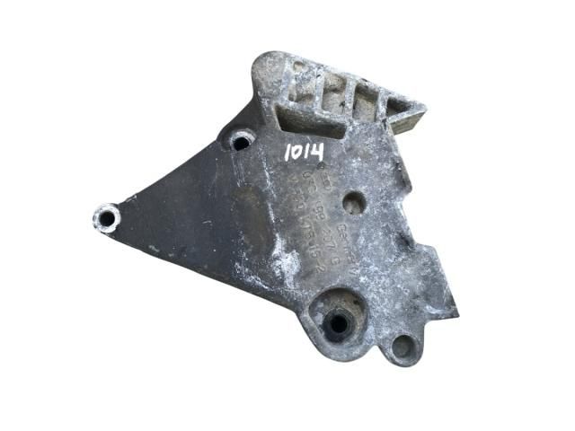 bontott VW JETTA Motor Tartó Bak (Pozíciófüggetlen)