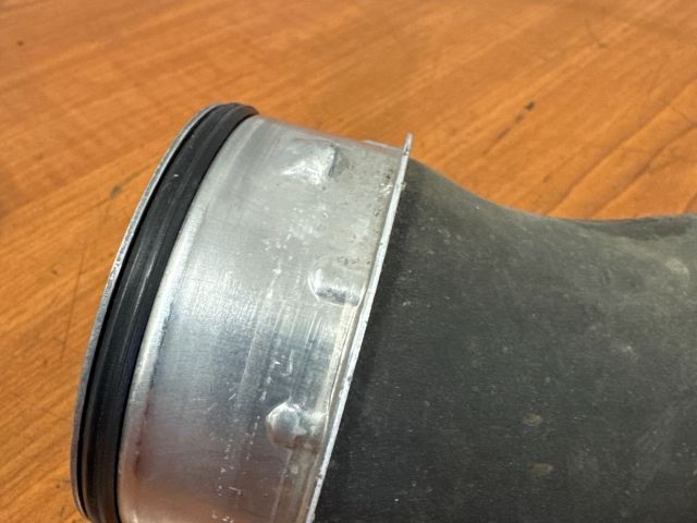 bontott VW JETTA Turbócső