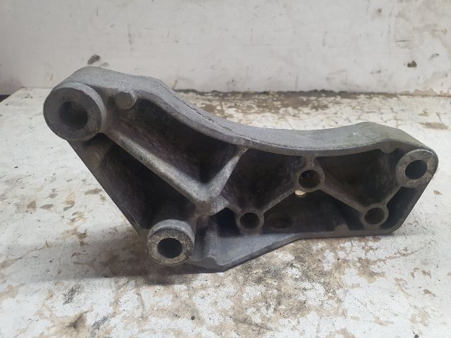 bontott VW JETTA Váltó Tartó Bak (Pozíciófüggetlen)