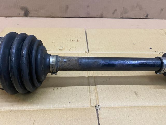 bontott VW JETTA Bal Féltengely