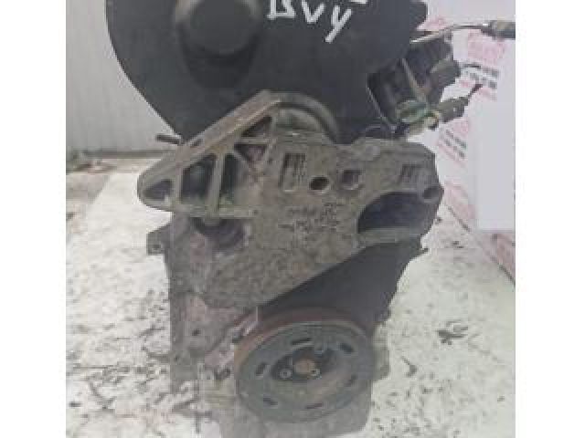 bontott VW JETTA Motor (Fűzött blokk hengerfejjel)