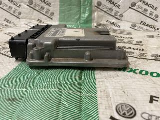 bontott VW JETTA Motorvezérlő