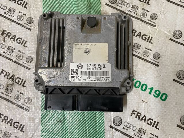 bontott VW JETTA Motorvezérlő