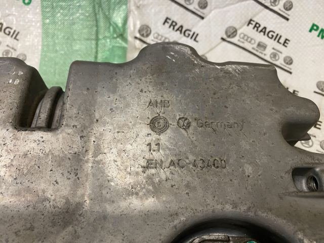 bontott VW JETTA Olajteknő