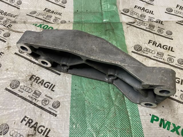 bontott VW JETTA Váltó Tartó Bak (Pozíciófüggetlen)