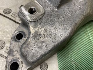 bontott VW JETTA Váltó Tartó Bak (Pozíciófüggetlen)